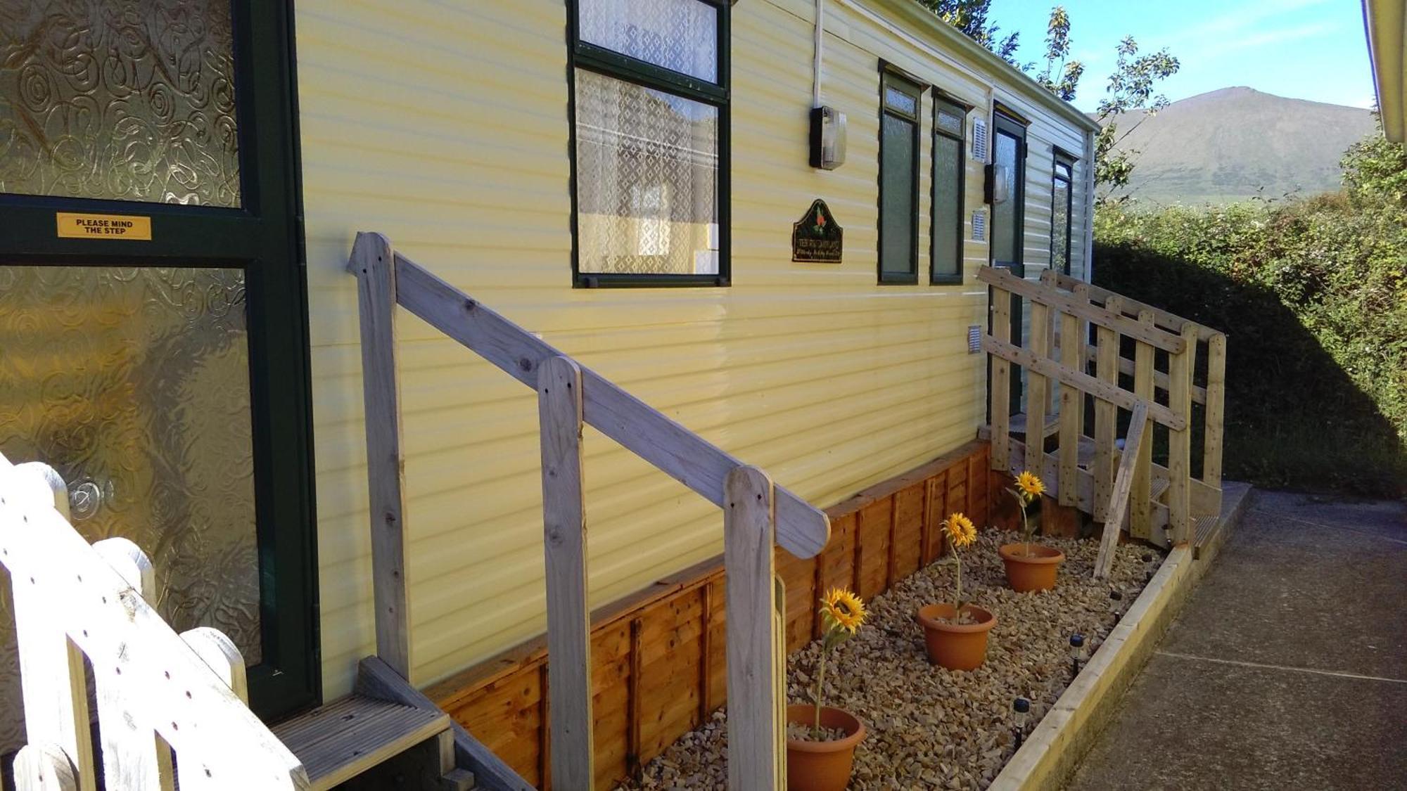 Cosy Chalet Mobile Home , Peace & Quiet Dingle Buitenkant foto